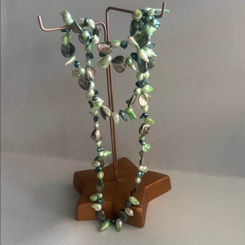 ElegantGreen and Silver Pearl $ mother of pearl Necklace